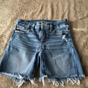 American Eagle Outfitters Light Blue Distressed Frayed Hem Jean Shorts